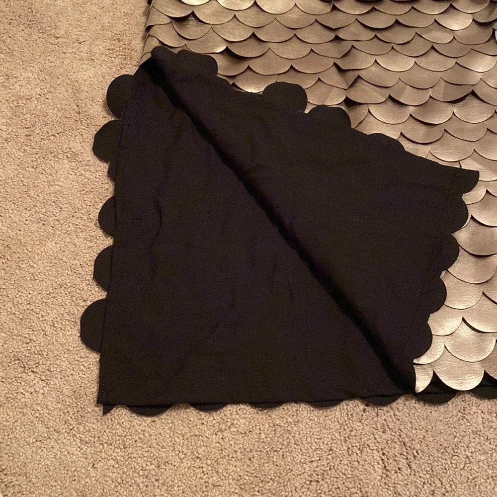 SAU- NWT Square Neckline Metallic Textured Midi Dress - Picture 5 of 7